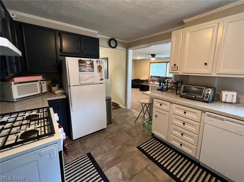 175 Wade Ave, Niles, OH 44446 photo 5