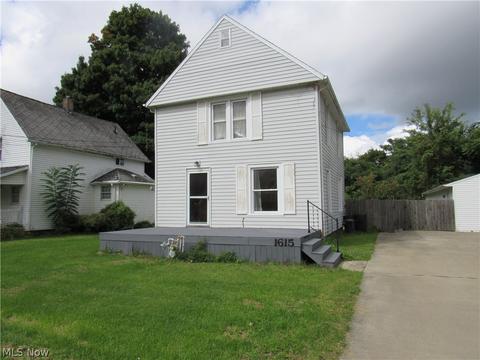 1615 E 49th St, Ashtabula, OH 44004 photo 1