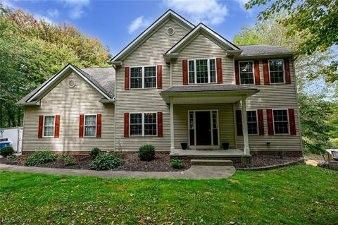 2578 Wright Rd, Akron, OH 44320 photo 1