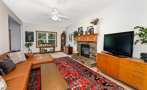2578 Wright Rd, Akron, OH 44320 photo 8