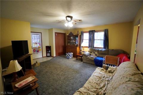 411 E 10th St, Dover, OH 44622 photo 7