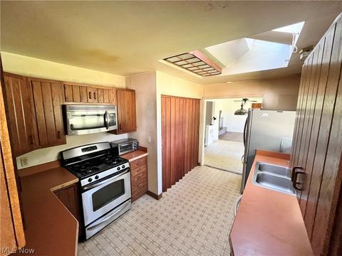 2979 Shade Rd, Akron, OH 44333 photo 19