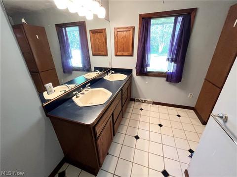 2979 Shade Rd, Akron, OH 44333 photo 23