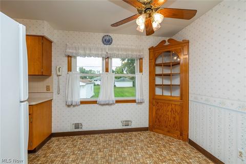 3303 Hilltop Dr, Parma, OH 44134 photo 8