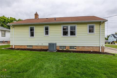 3303 Hilltop Dr, Parma, OH 44134 photo 25