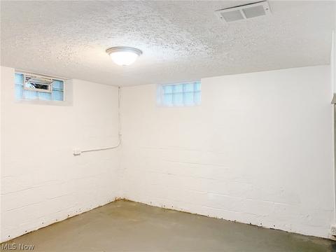 7651 State Rd, Parma, OH 44134 photo 18