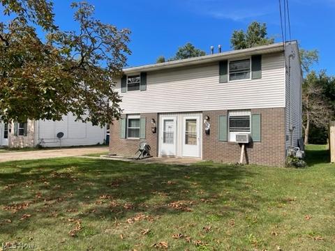 1855 E 37th St, Lorain, OH 44055 photo 1