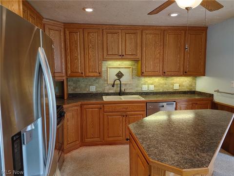 701 Abbe Rd N, Elyria, OH 44035 photo 8