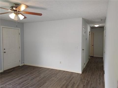 701 Abbe Rd N, Elyria, OH 44035 photo 14