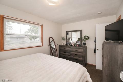 1927 Mark Dr, Lorain, OH 44052 photo 10