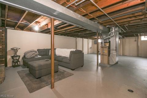 1927 Mark Dr, Lorain, OH 44052 photo 13