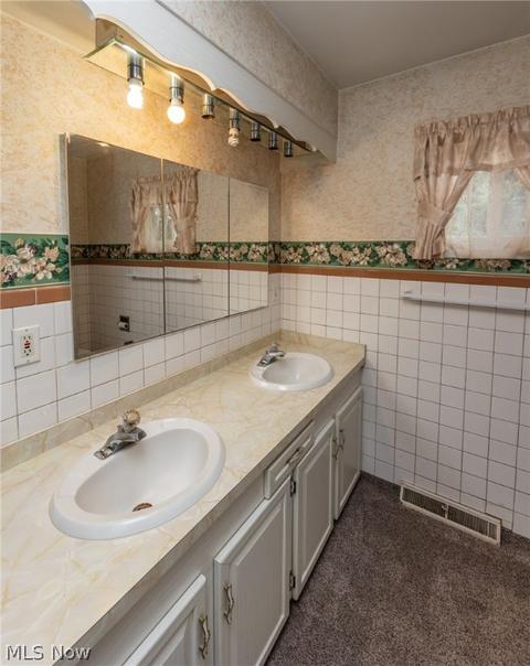 7249 Murray Ridge Rd, Elyria, OH 44035 photo 25