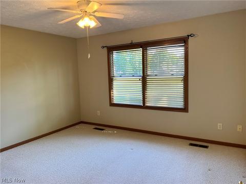 150 Stonehedge Dr, Elyria, OH 44035 photo 7