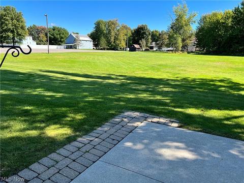 150 Stonehedge Dr, Elyria, OH 44035 photo 17