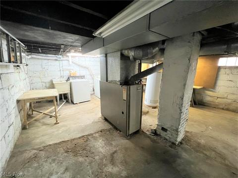 1305 Big Falls Ave, Akron, OH 44310 photo 18