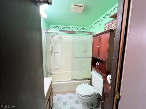 1305 Big Falls Ave, Akron, OH 44310 photo 11