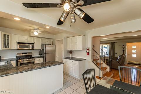 874 E 248th St, Euclid, OH 44123 photo 5