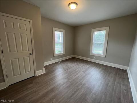 362 E Thornton St, Akron, OH 44311 photo 6