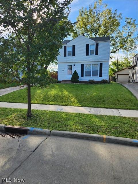 350 E 214th St, Euclid, OH 44123 photo 1