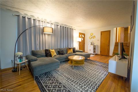 1853 Eldridge Ave, Akron, OH 44301 photo 4