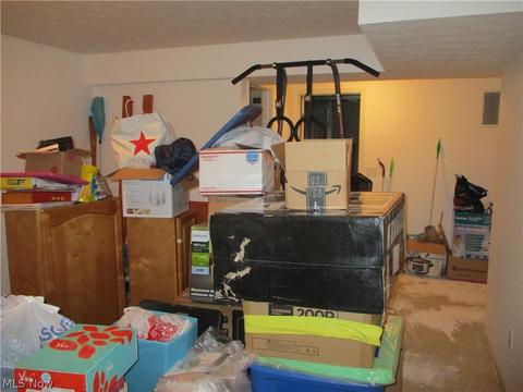 181 Meander Ln, Elyria, OH 44035 photo 9