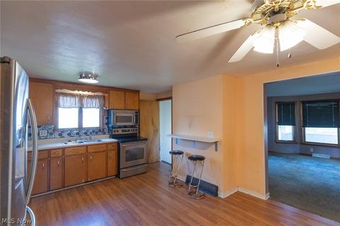 1017 E River St, Elyria, OH 44035 photo 9