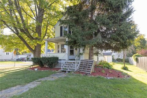 1017 E River St, Elyria, OH 44035 photo 2