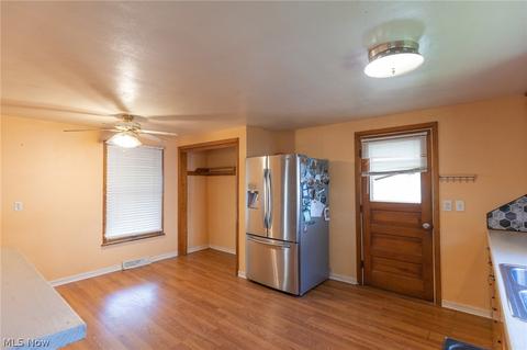 1017 E River St, Elyria, OH 44035 photo 13