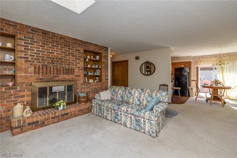 1810 Pine Cove Dr, Wooster, OH 44691 photo 4