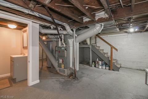 252 Spruce St, Elyria, OH 44035 photo 24
