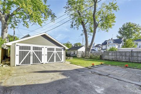 246 Eastern Heights Blvd, Elyria, OH 44035 photo 4