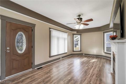 246 Eastern Heights Blvd, Elyria, OH 44035 photo 9