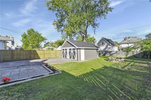 246 Eastern Heights Blvd, Elyria, OH 44035 photo 5