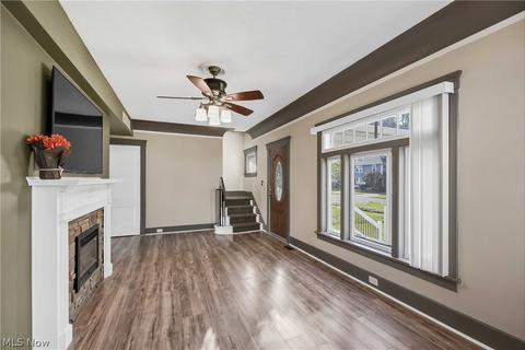 246 Eastern Heights Blvd, Elyria, OH 44035 photo 10
