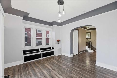246 Eastern Heights Blvd, Elyria, OH 44035 photo 13