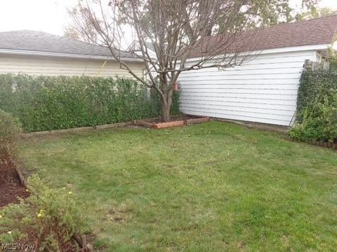 6033 Broadview Rd, Parma, OH 44134 photo 2
