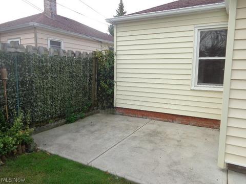 6033 Broadview Rd, Parma, OH 44134 photo 4