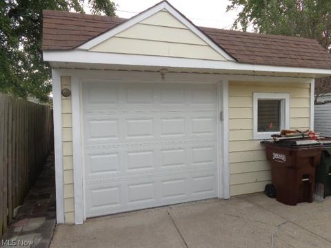6033 Broadview Rd, Parma, OH 44134 photo 3