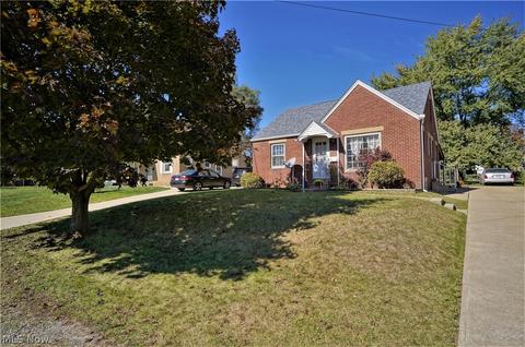 3009 14th St NW, Canton, OH 44708 photo 2