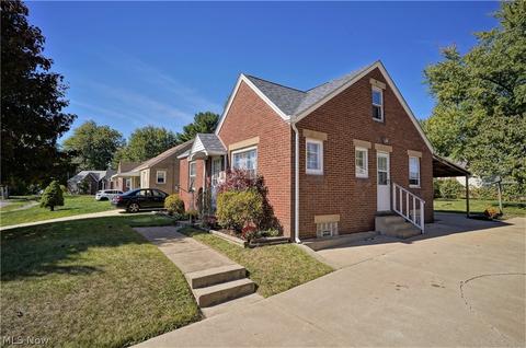 3009 14th St NW, Canton, OH 44708 photo 1