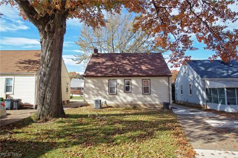 911 E 248th St, Euclid, OH 44123 photo 27