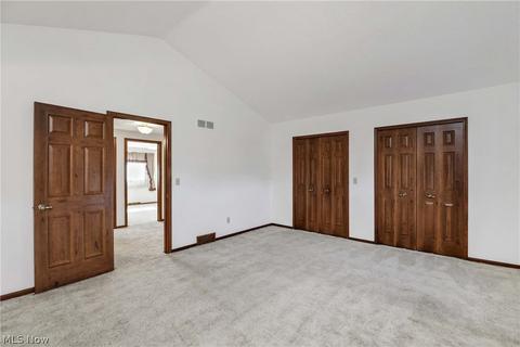 6708 Ely Vista Dr, Parma, OH 44129 photo 32
