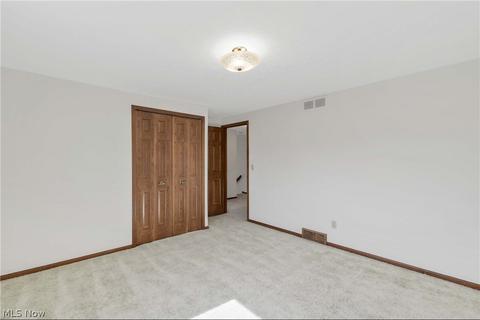 6708 Ely Vista Dr, Parma, OH 44129 photo 28