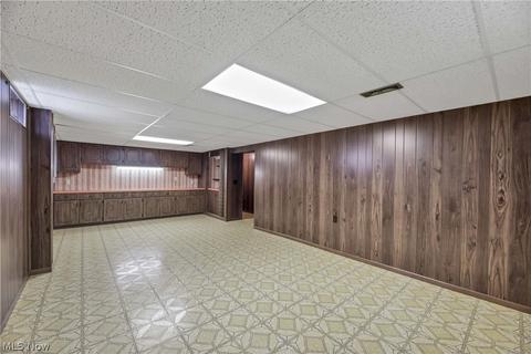 6708 Ely Vista Dr, Parma, OH 44129 photo 35