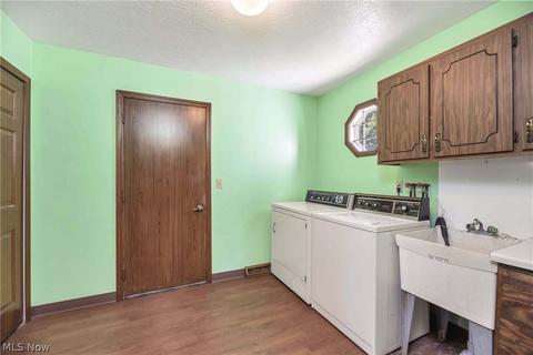 6708 Ely Vista Dr, Parma, OH 44129 photo 20