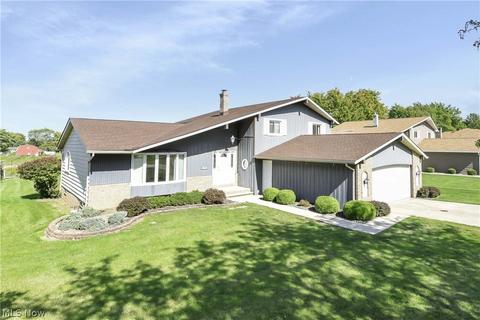 6708 Ely Vista Dr, Parma, OH 44129 photo 2