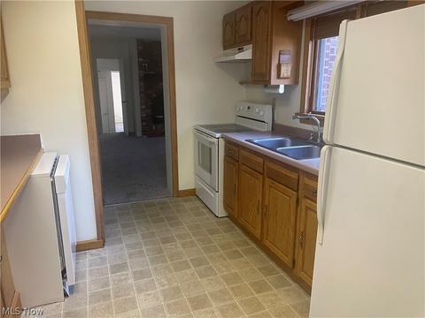 116 E 17th St, Dover, OH 44622 photo 12
