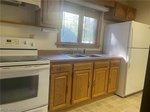 116 E 17th St, Dover, OH 44622 photo 11
