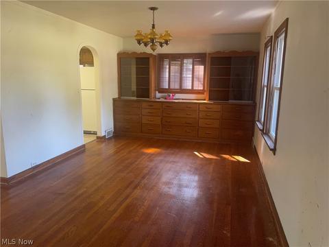 116 E 17th St, Dover, OH 44622 photo 8