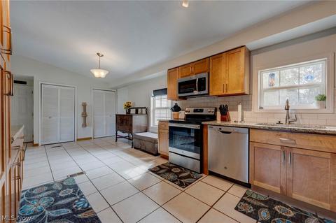 44 Perch Ct, Lagrange, OH 44050 photo 13